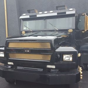 Meet your Posher, Tony